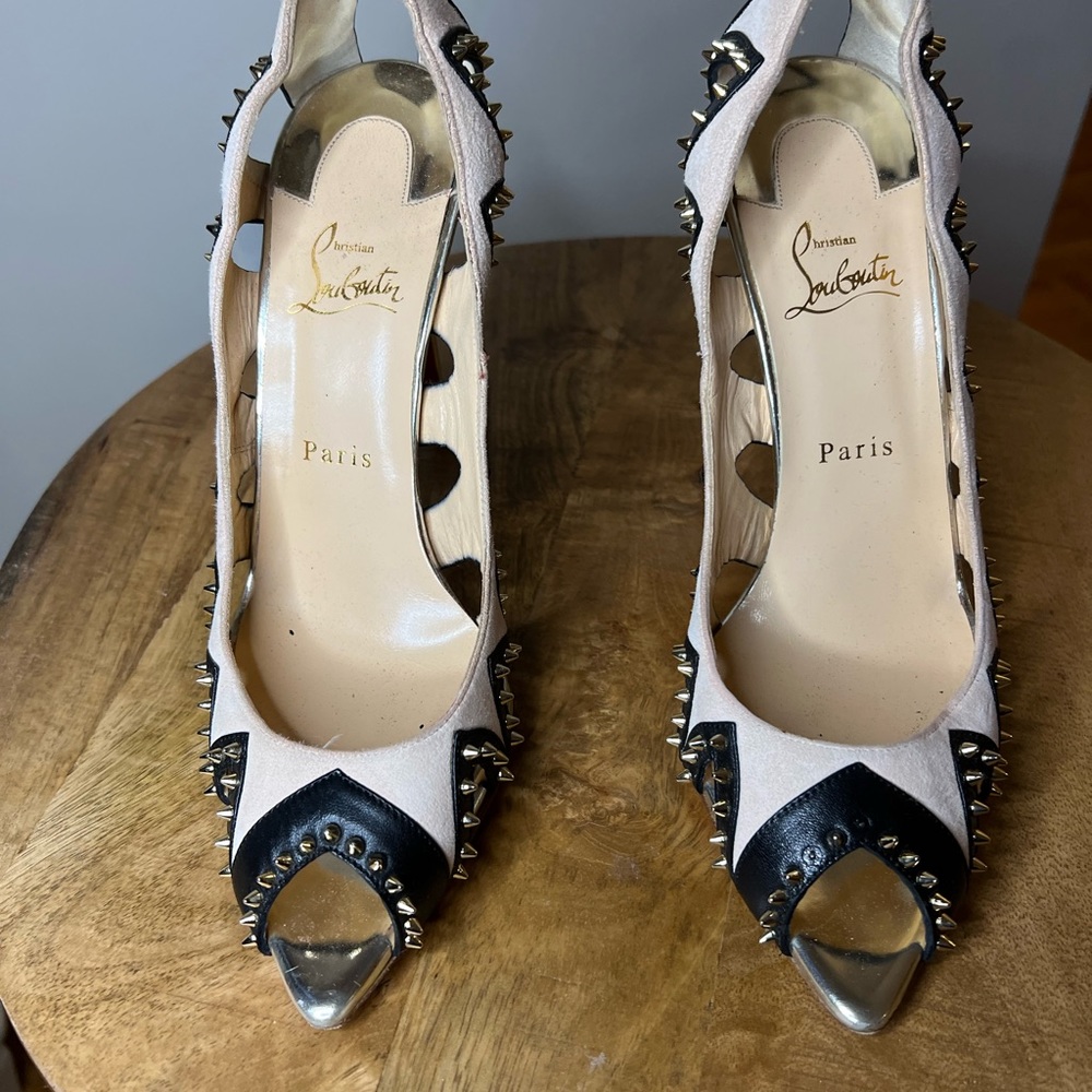 Louboutin size 41